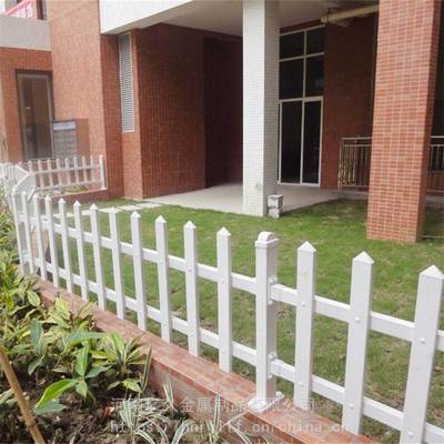 河南PVC園藝護(hù)欄 堅(jiān)固美觀的庭院守護(hù)者